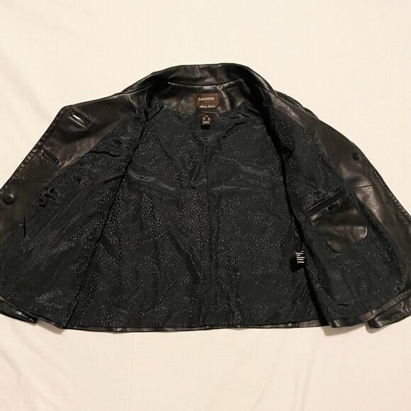 Danier Leather Womans Size Small Jacket - Picture 8 of 16